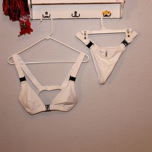 WHITE SHEIN BUCKLE BIKINI